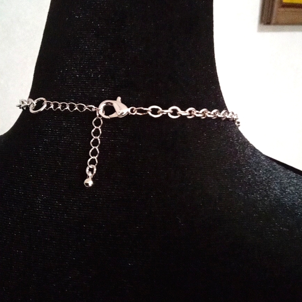 SILVER NECKLACE WITH BLUES & TEAL FLOWERS & BEES - Picture 4 of 5